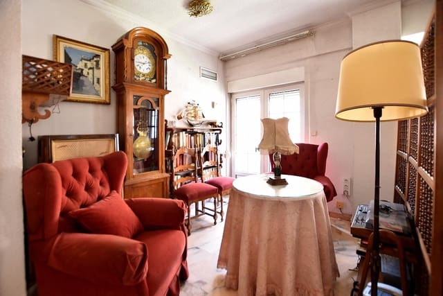 4 soveværelse Lejlighed til salg i Granada by - € 435.000 (Ref: 9269594)