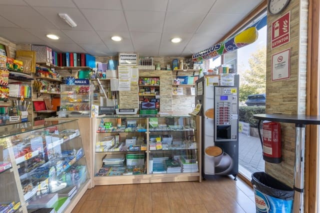 Erhverv til salg i Granada by - € 125.000 (Ref: 9269595)