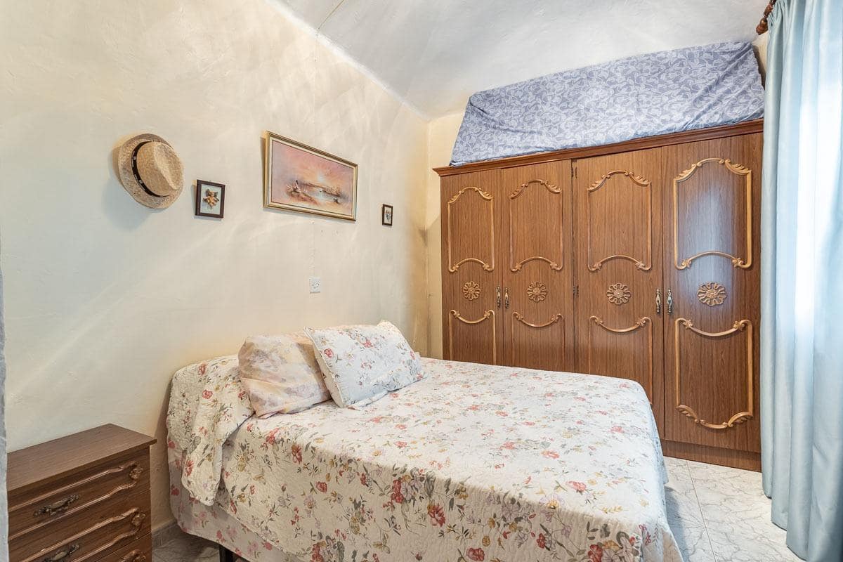 3 slaapkamer Huis te koop in Penuelas met garage - € 119.000 (Ref: 9269596)