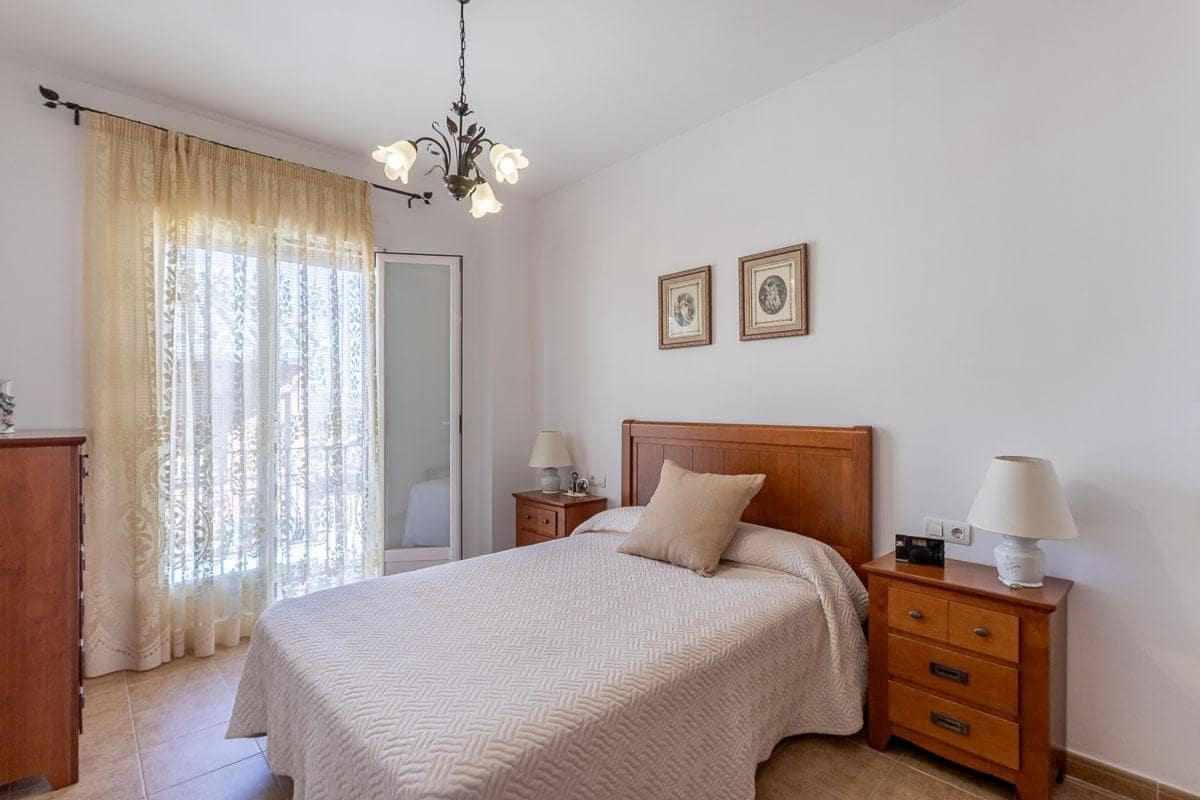 3 soverom Hus til salgs i Jatar med garasje - € 159 000 (Ref: 9269597)