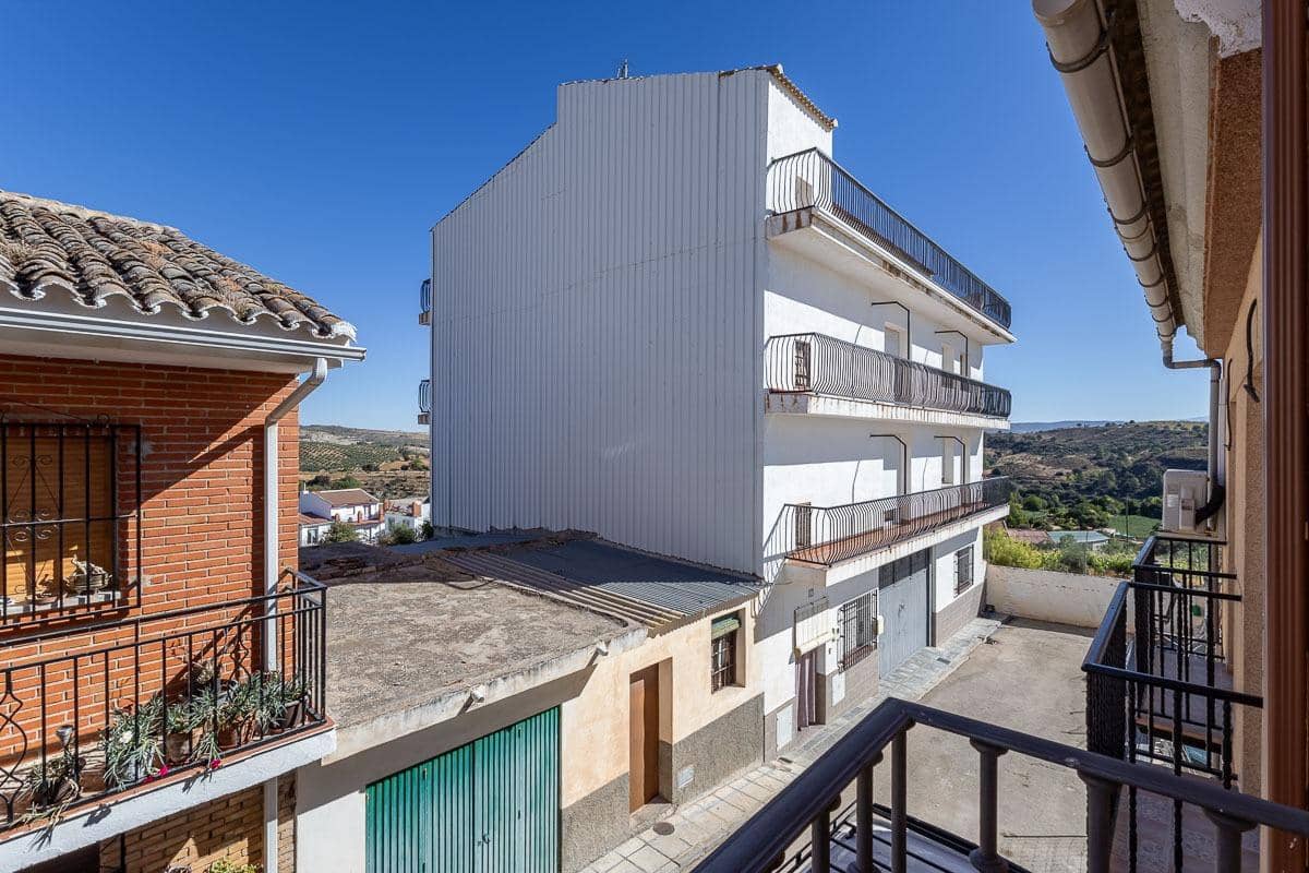 3 soverom Hus til salgs i Jatar med garasje - € 159 000 (Ref: 9269597)