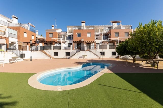 4 slaapkamer Rijtjeshuis te koop in Atarfe met zwembad garage - € 255.000 (Ref: 9272482)