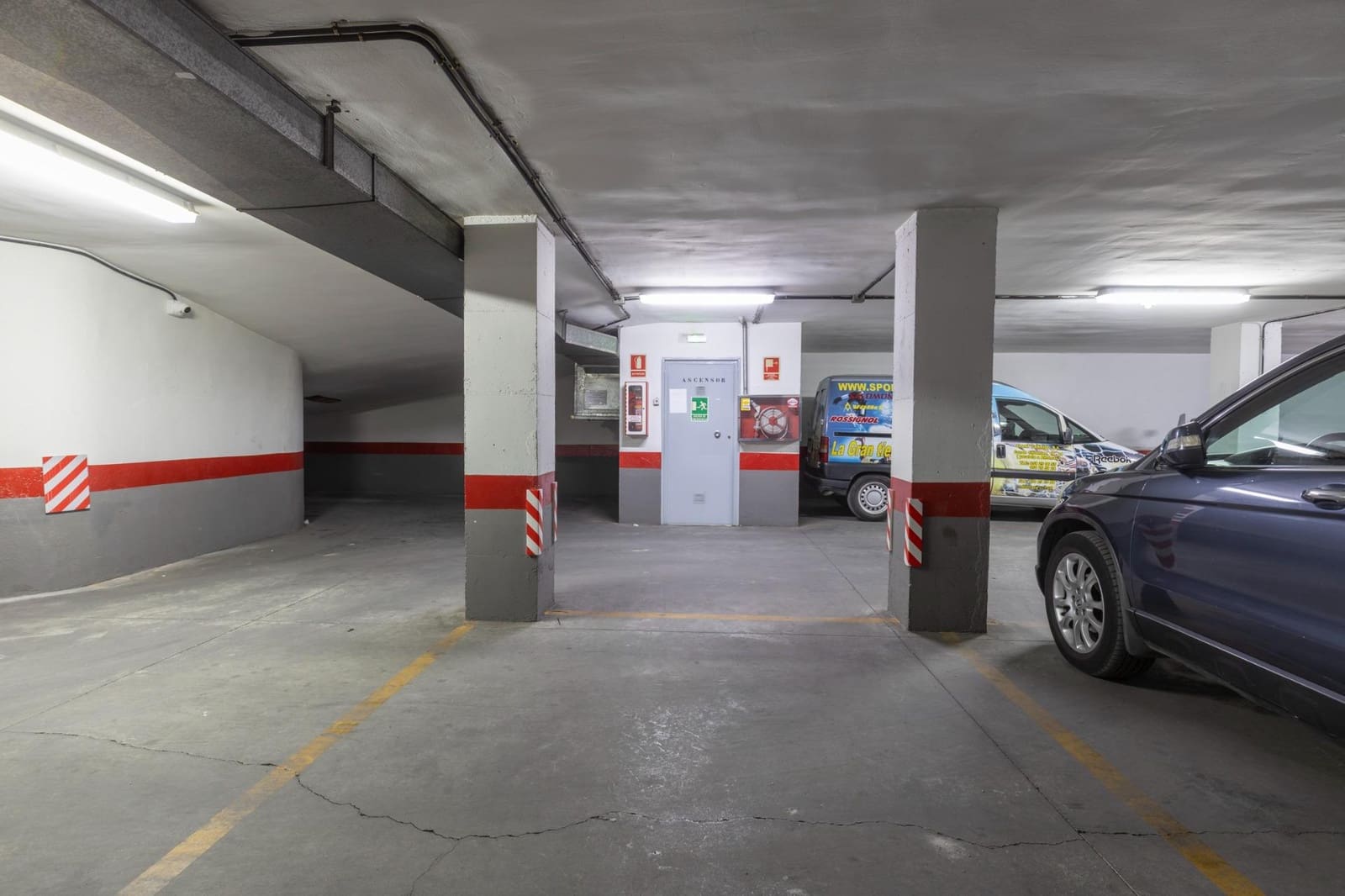 Garasje til salgs i Granada by - € 30 000 (Ref: 9272487)