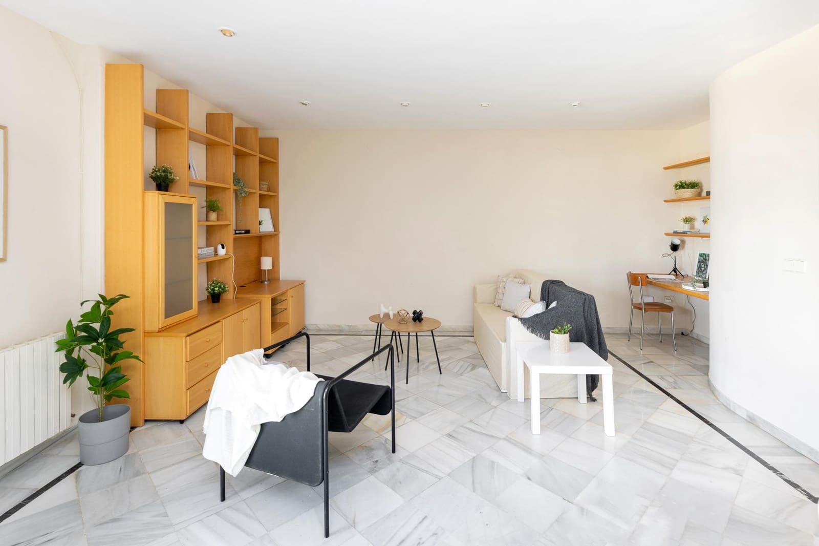 3 soveværelse Villa til salg i Granada by med swimmingpool garage - € 699.000 (Ref: 9272489)