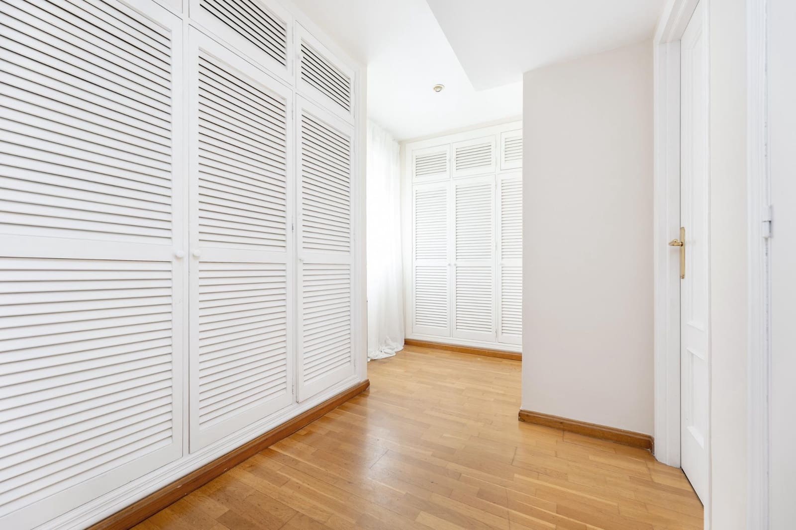 3 soveværelse Villa til salg i Granada by med swimmingpool garage - € 699.000 (Ref: 9272489)