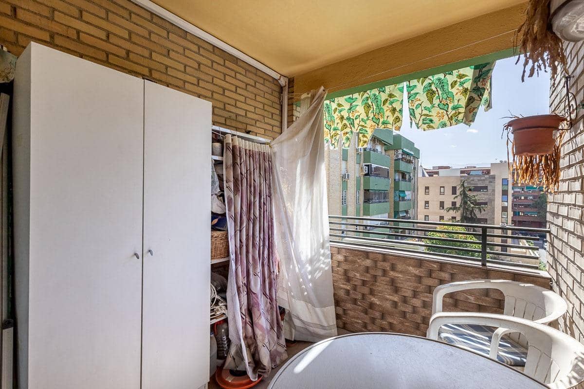 4 soverom Leilighet til salgs i Granada by - € 295 000 (Ref: 9272492)