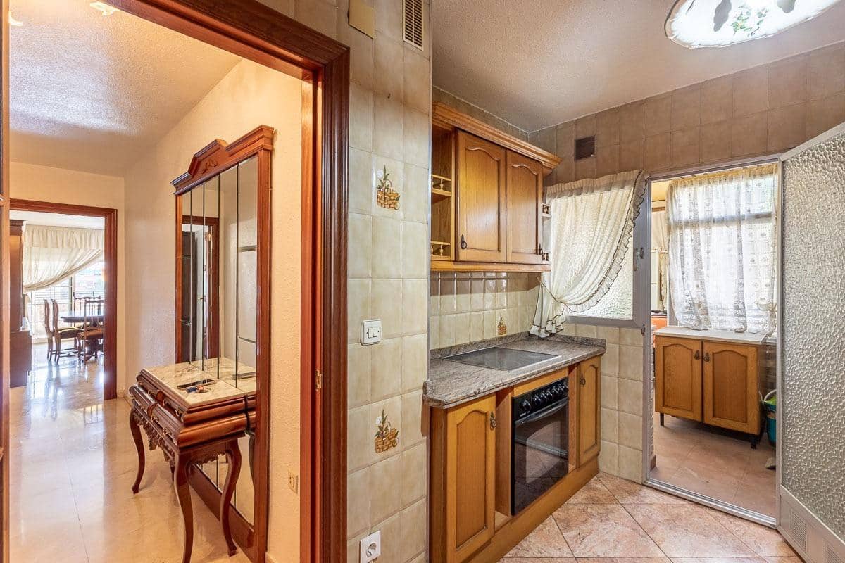 4 soverom Leilighet til salgs i Granada by - € 295 000 (Ref: 9272492)