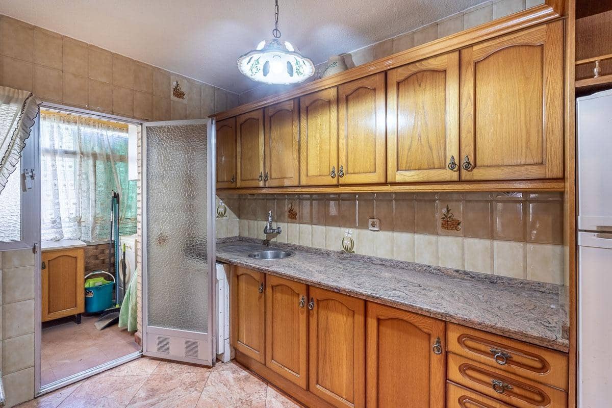 4 soverom Leilighet til salgs i Granada by - € 295 000 (Ref: 9272492)