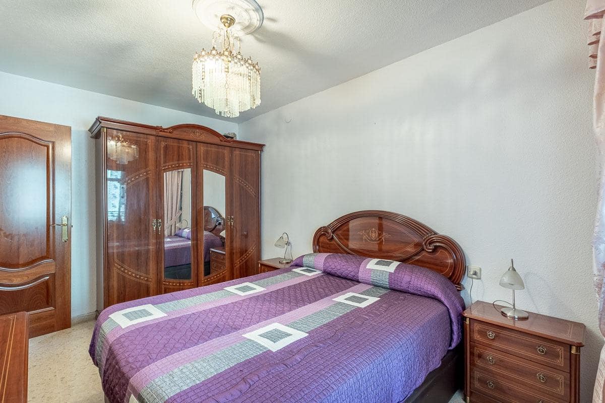 4 soverom Leilighet til salgs i Granada by - € 295 000 (Ref: 9272492)