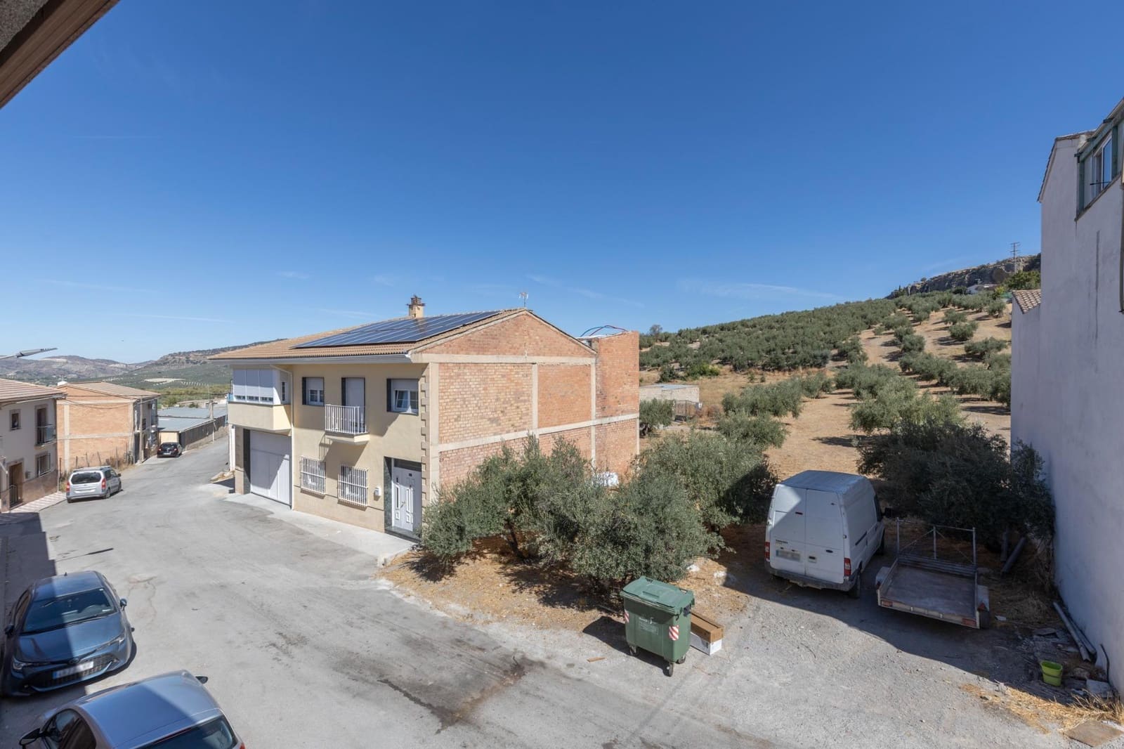 5 soveværelse Rækkehus til salg i Alcala la Real - € 330.000 (Ref: 9276532)