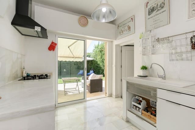 4 soveværelse Villa til salg i Las Gabias med swimmingpool garage - € 439.000 (Ref: 9276534)