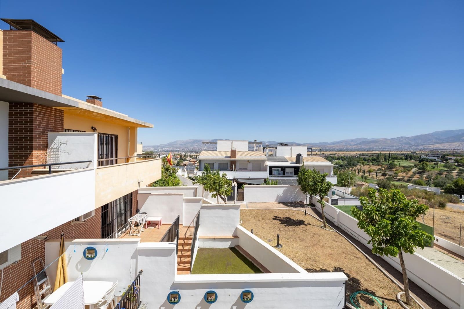 3 soveværelse Villa til salg i Las Gabias med swimmingpool garage - € 260.000 (Ref: 9276536)