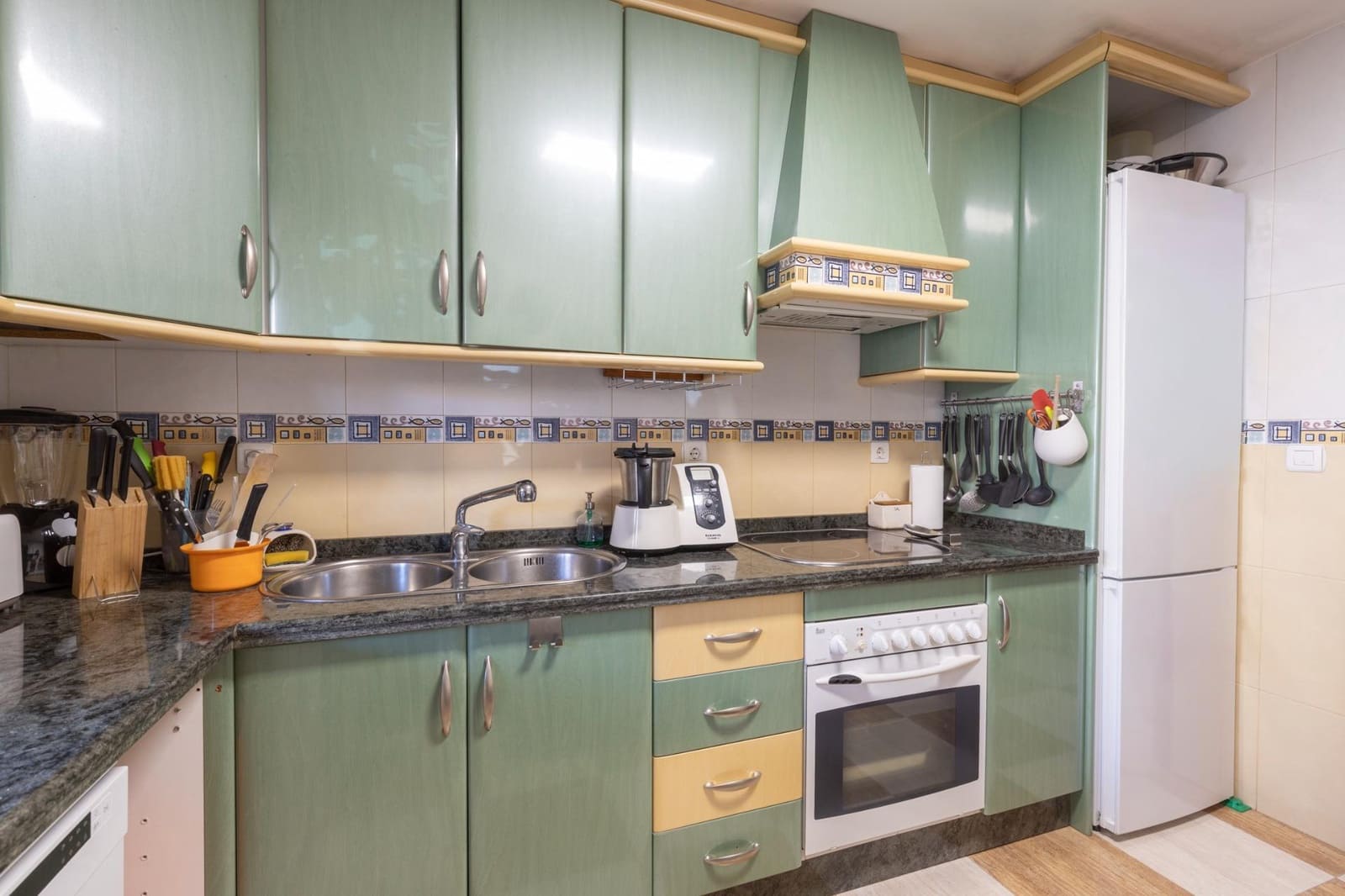 3 soverom Hus til salgs i Armilla med garasje - € 380 000 (Ref: 9276541)