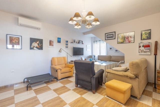 3 soveværelse Byhus til salg i Armilla med garage - € 380.000 (Ref: 9276541)