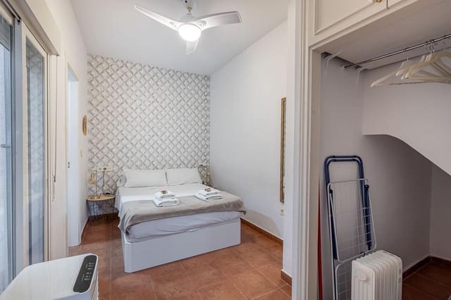 6 soveværelse Byhus til salg i Granada by - € 995.000 (Ref: 9285407)