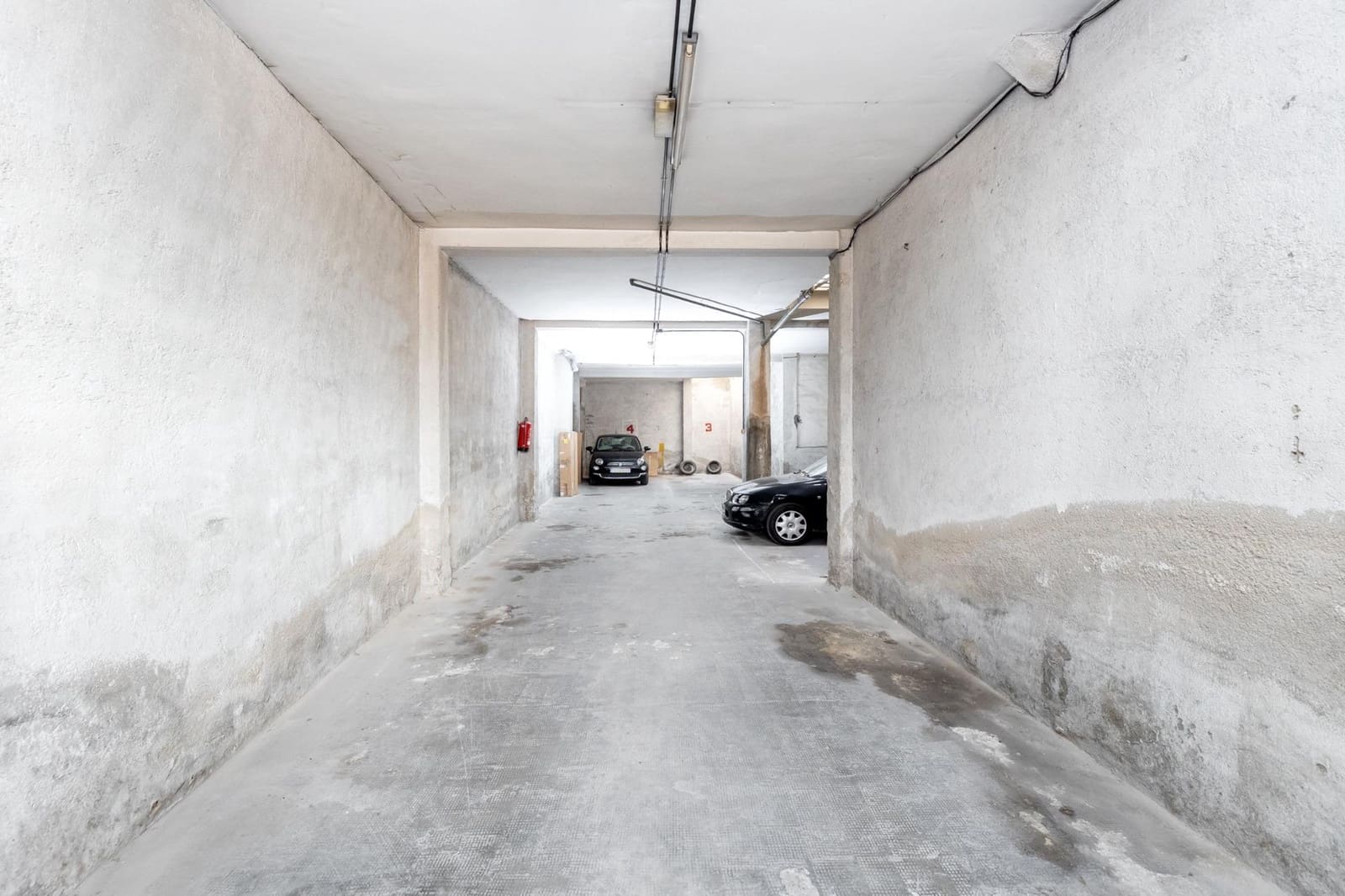 Garage til salg i Granada by - € 40.000 (Ref: 9285408)