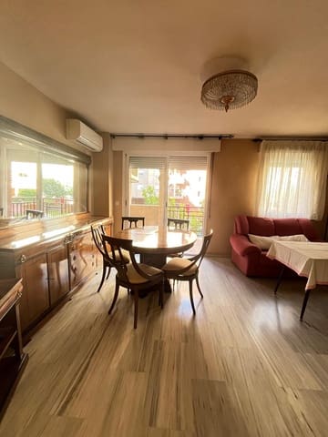 3 soveværelse Lejlighed til leje i Granada by med swimmingpool - € 900 (Ref: 9287715)