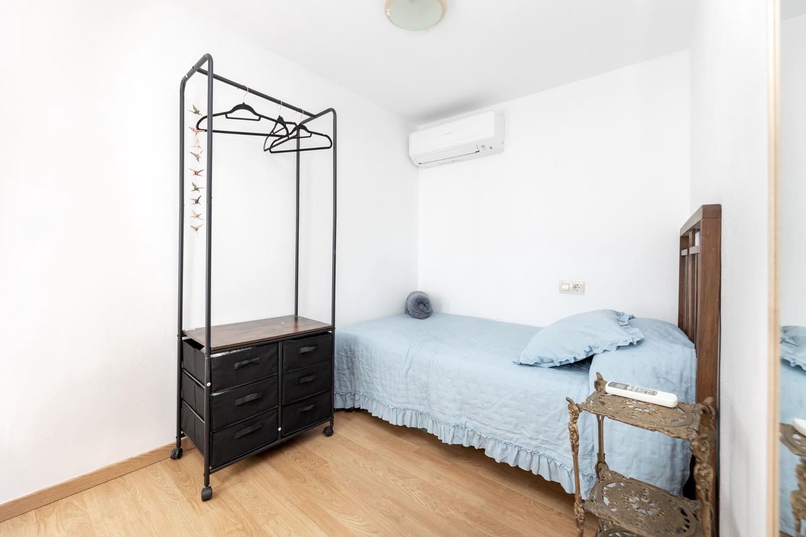 2 bedroom Terraced Villa for rent in Granada city - € 990 (Ref: 9291474)