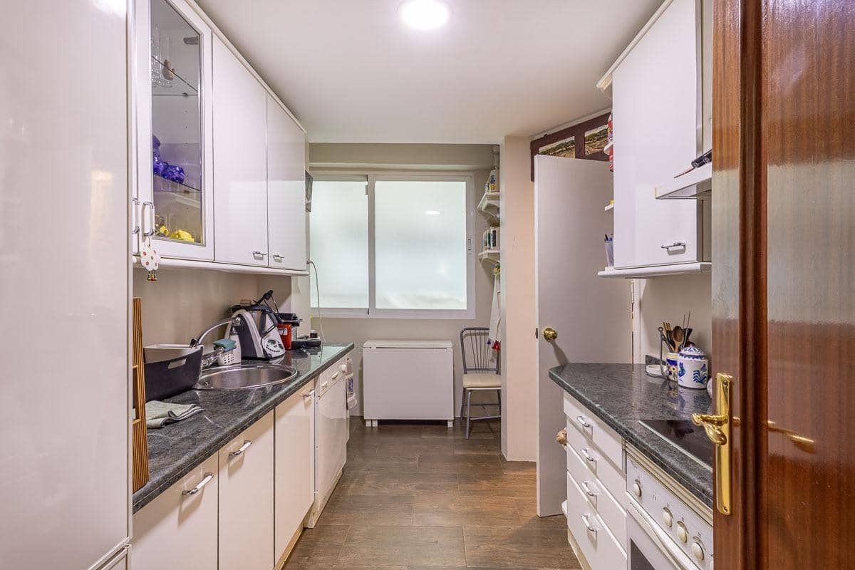 3 makuuhuone Asunto myytävänä paikassa Granada kaupunki mukana 
autotalli - 484 900 € (Ref: 9294283)