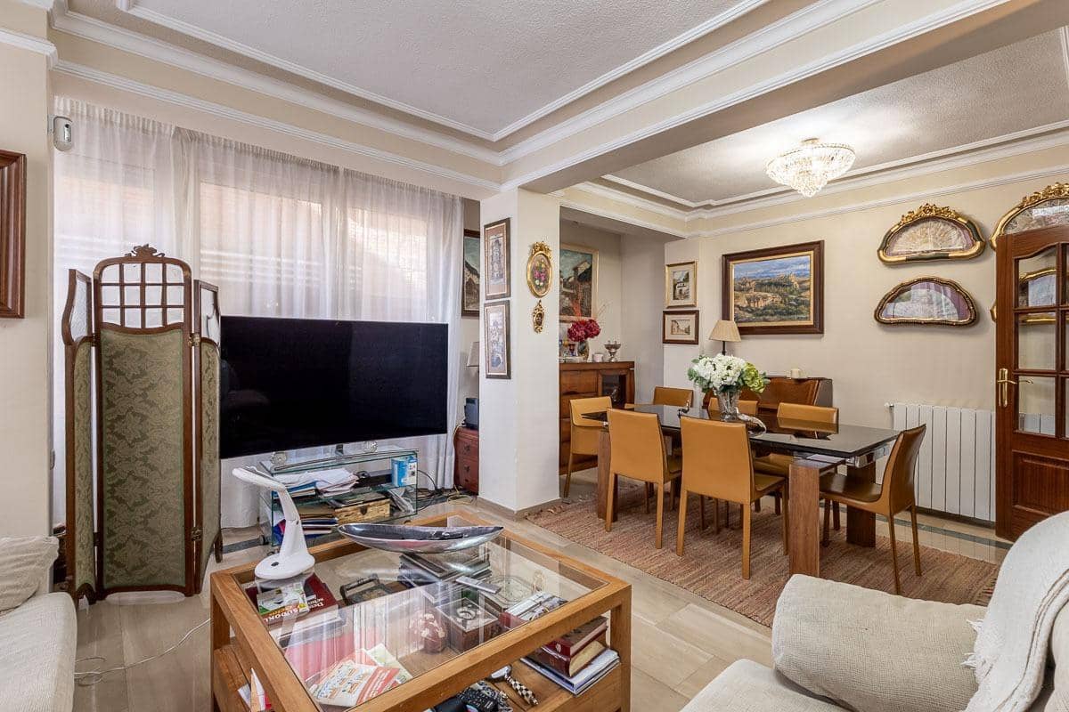 3 makuuhuone Asunto myytävänä paikassa Granada kaupunki mukana 
autotalli - 484 900 € (Ref: 9294283)