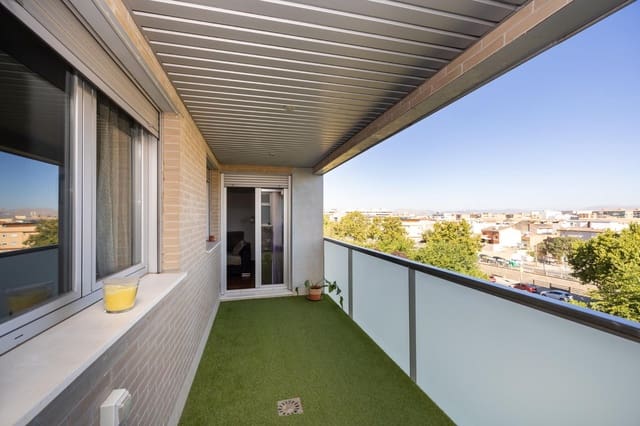 2 soveværelse Lejlighed til salg i Campus de la Salud, Granada by med swimmingpool garage - € 339.000 (Ref: 9294288)