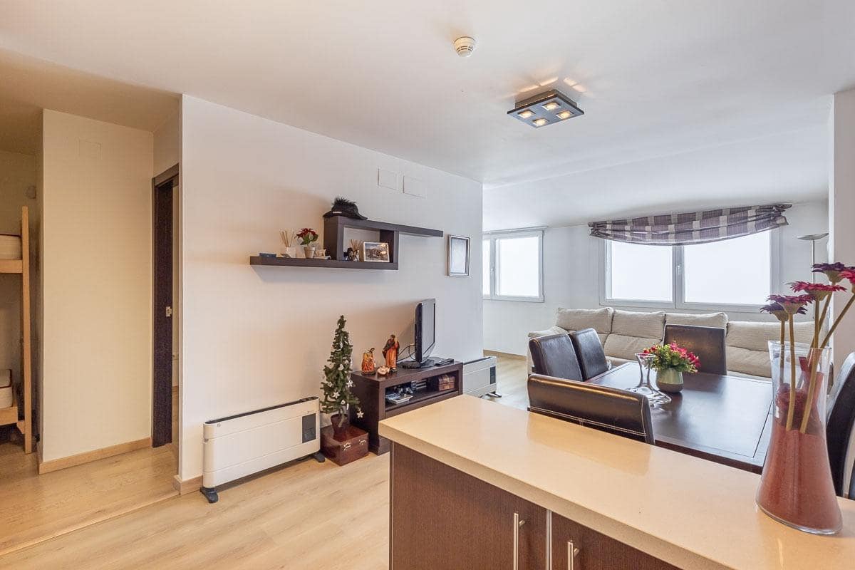 Piso de 2 habitaciones en Sierra Nevada en venta - 240.000 € (Ref: 9296786)