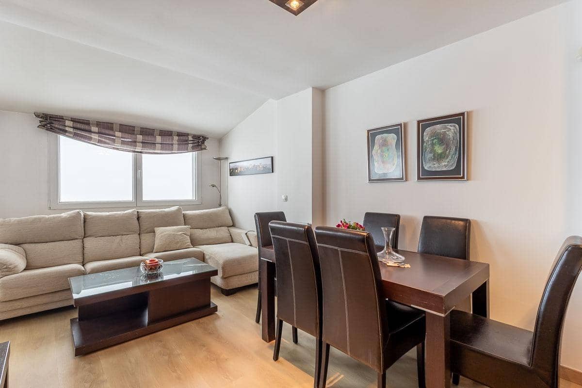 Piso de 2 habitaciones en Sierra Nevada en venta - 240.000 € (Ref: 9296786)