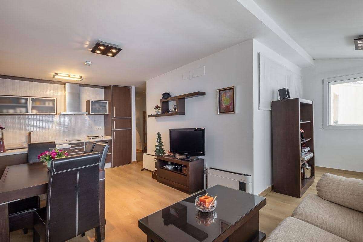 Piso de 2 habitaciones en Sierra Nevada en venta - 240.000 € (Ref: 9296786)