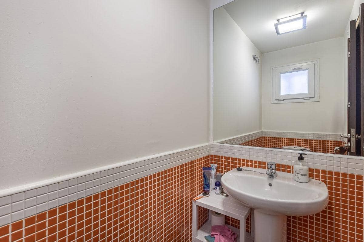 Piso de 2 habitaciones en Sierra Nevada en venta - 240.000 € (Ref: 9296786)