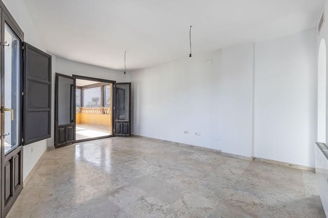 2 Zimmer Wohnung zu verkaufen in La Zubia mit Garage - 155.000 € (Ref: 9296787)