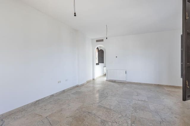 2 Zimmer Wohnung zu verkaufen in La Zubia mit Garage - 155.000 € (Ref: 9296787)