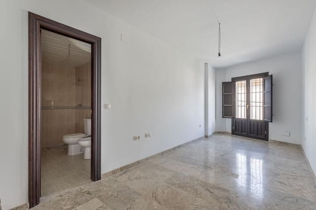 2 Zimmer Wohnung zu verkaufen in La Zubia mit Garage - 155.000 € (Ref: 9296787)