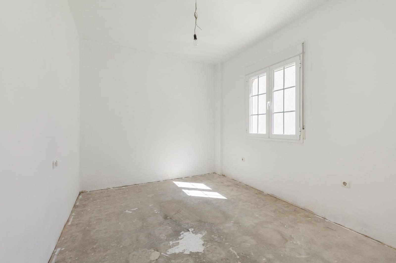 3 soveværelse Rækkehus til salg i Guevejar med garage - € 165.000 (Ref: 9300970)