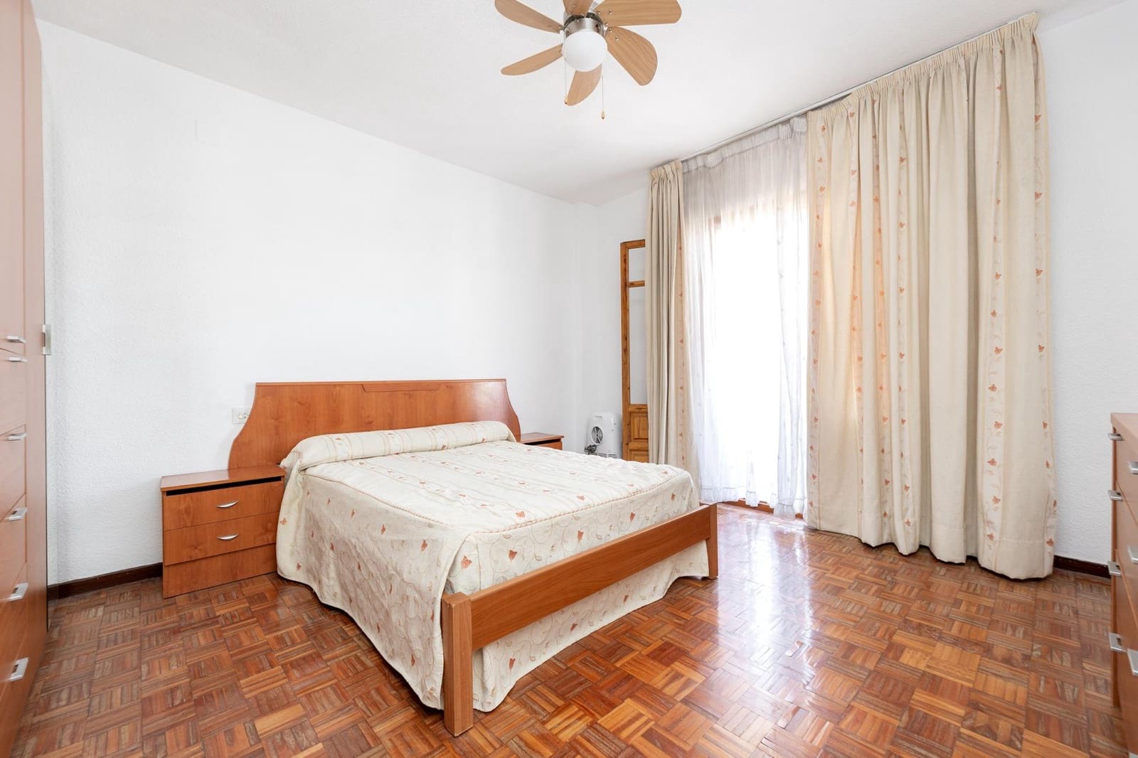 5 camera da letto Villetta a Schiera in vendita in Atarfe con garage - 178.000 € (Rif: 9300974)