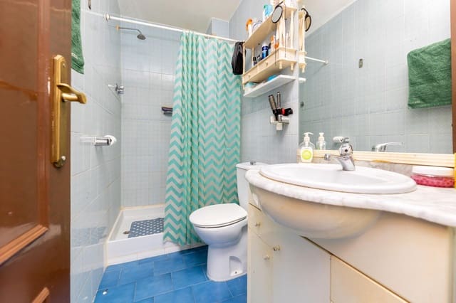 5 soveværelse Rækkehus til salg i Atarfe med garage - € 178.000 (Ref: 9300974)