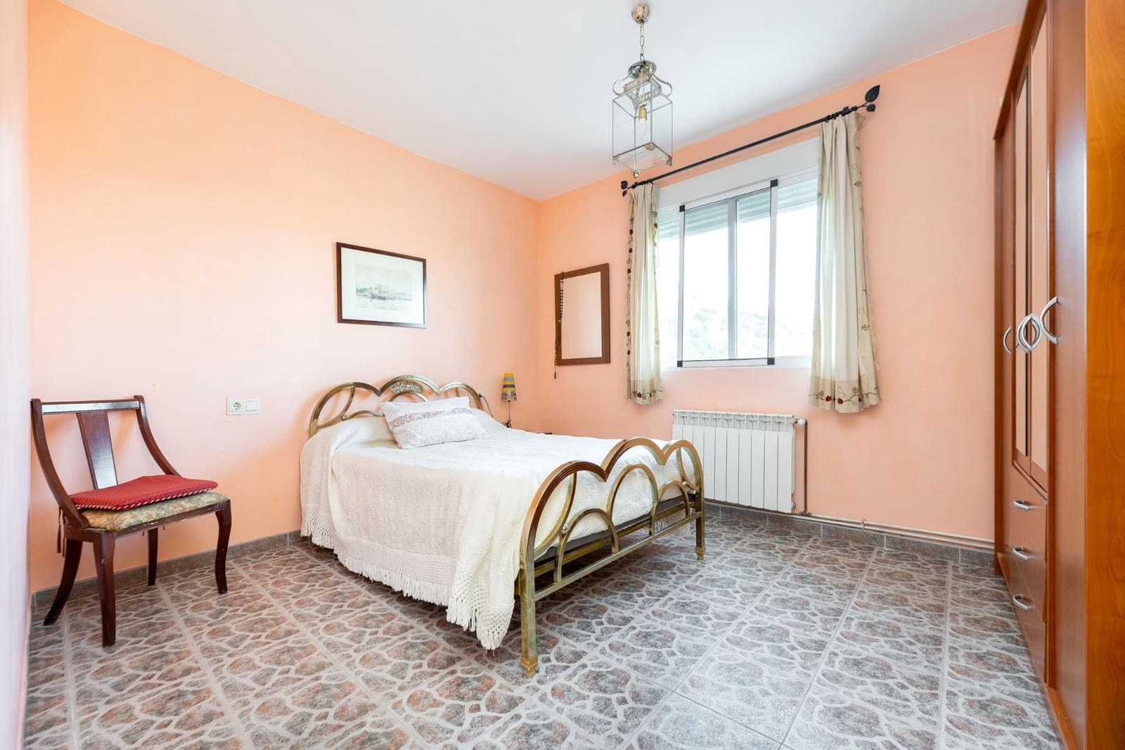 5 soverom Villa til salgs i Cogollos Vega med svømmebasseng garasje - € 290 000 (Ref: 9300976)