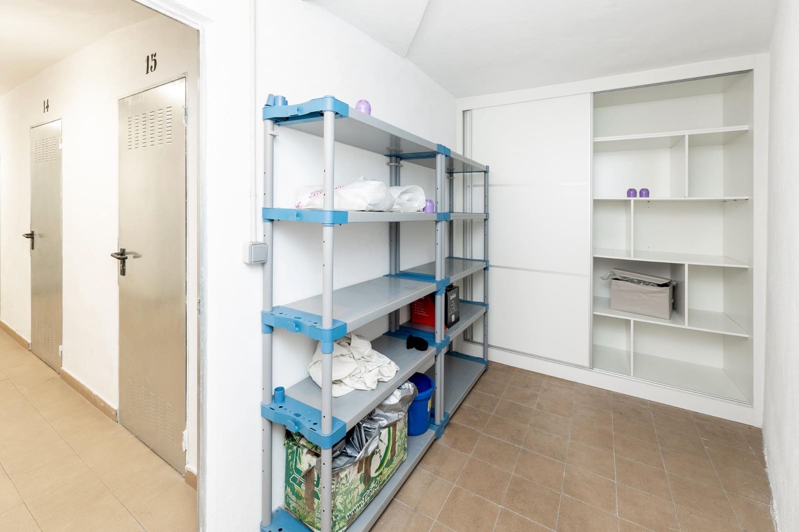 3 sypialnia Mieszkanie na sprzedaż w Miasto Grenada z basenem garażem - 369 900 € (Ref: 9300978)