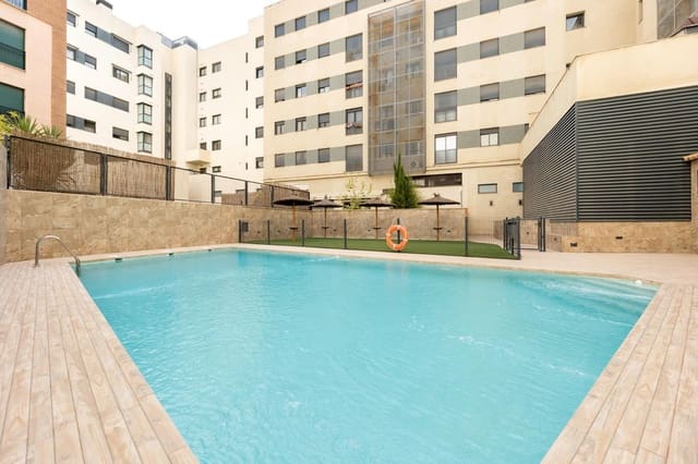 3 sypialnia Mieszkanie na sprzedaż w Miasto Grenada z basenem garażem - 369 900 € (Ref: 9300978)