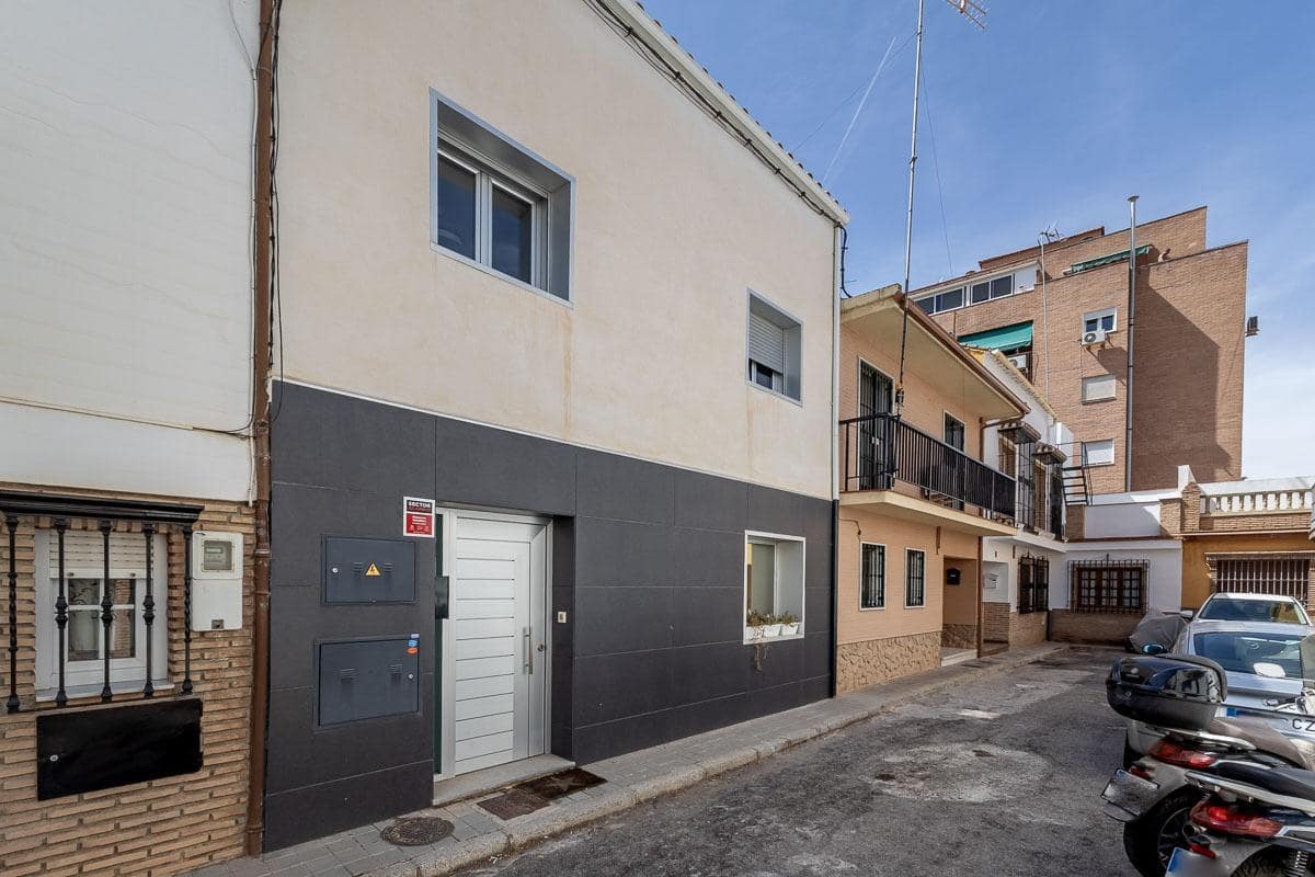 3 soverom Hus til salgs i Granada by - € 420 000 (Ref: 9300981)