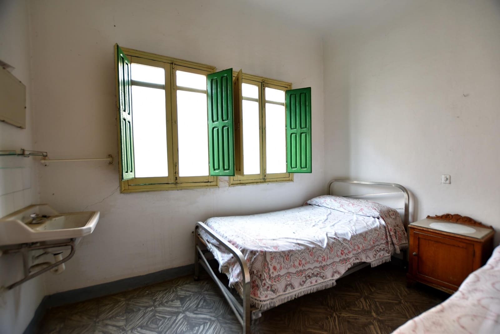 12 sovrum Radhus till salu i Lanjaron - 125 000 € (Ref: 9311101)