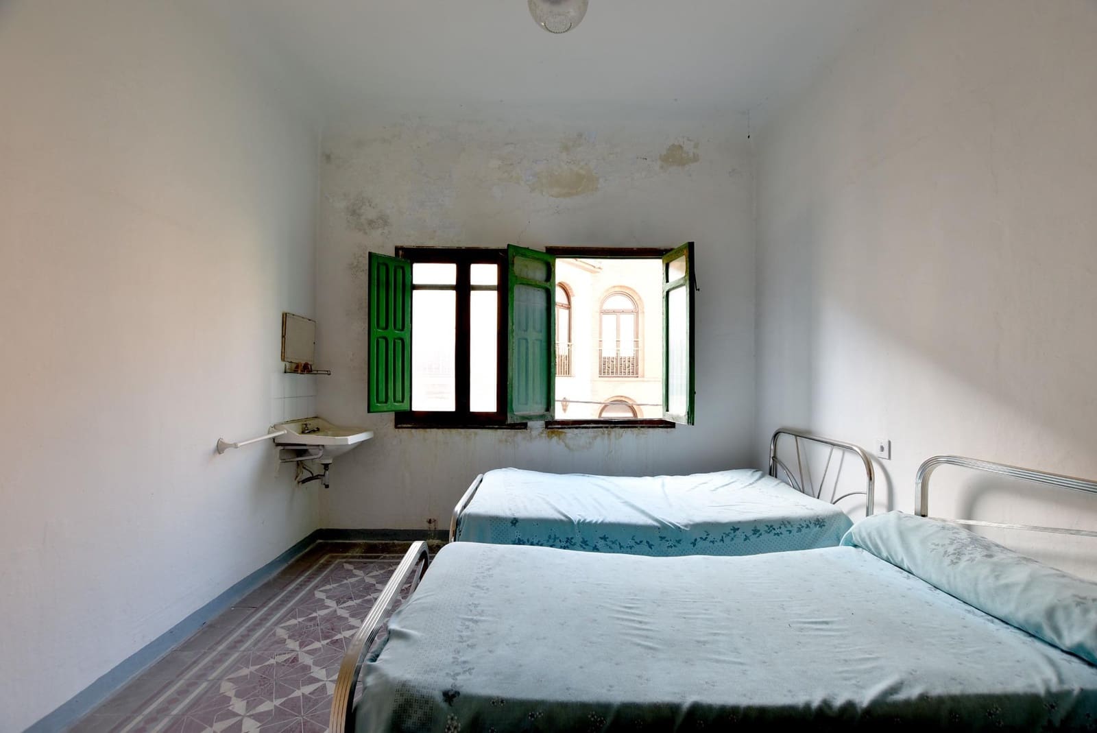 12 sovrum Radhus till salu i Lanjaron - 125 000 € (Ref: 9311101)