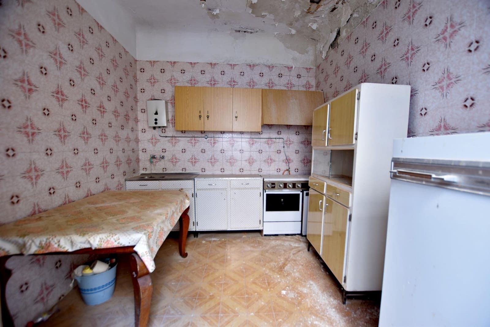 12 sovrum Radhus till salu i Lanjaron - 125 000 € (Ref: 9311101)