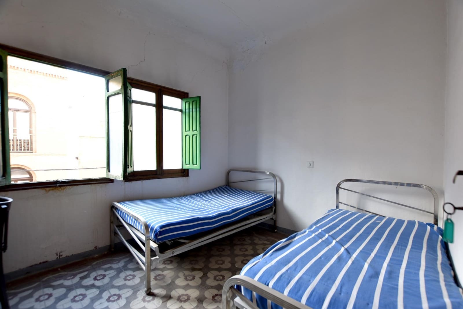 12 sovrum Radhus till salu i Lanjaron - 125 000 € (Ref: 9311101)