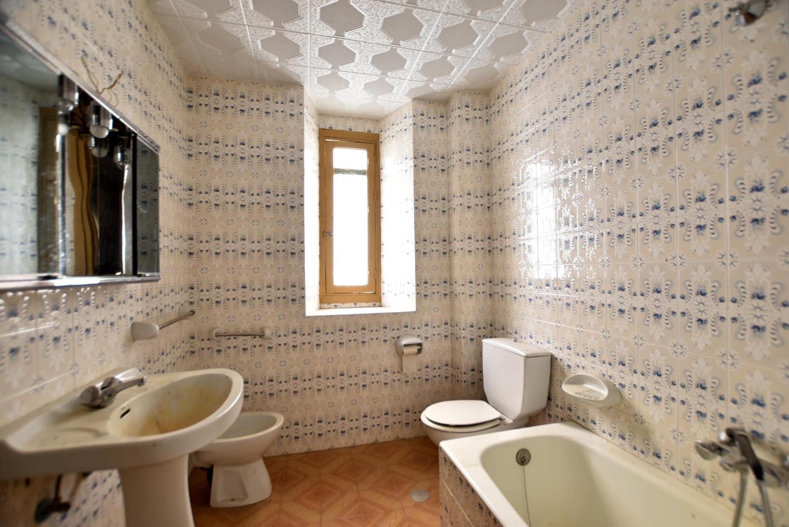 12 sovrum Radhus till salu i Lanjaron - 125 000 € (Ref: 9311101)