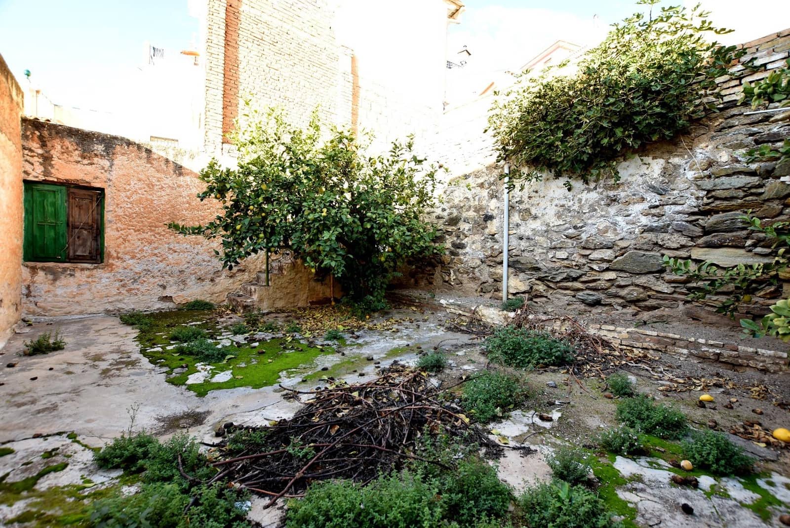 12 sovrum Radhus till salu i Lanjaron - 125 000 € (Ref: 9311101)