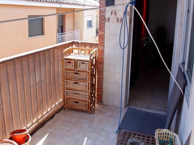 3 sypialnia Mieszkanie na sprzedaż w Baza - 73 900 € (Ref: 9311103)