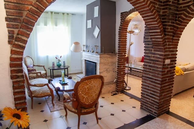 3 sypialnia Mieszkanie na sprzedaż w Baza - 73 900 € (Ref: 9311103)