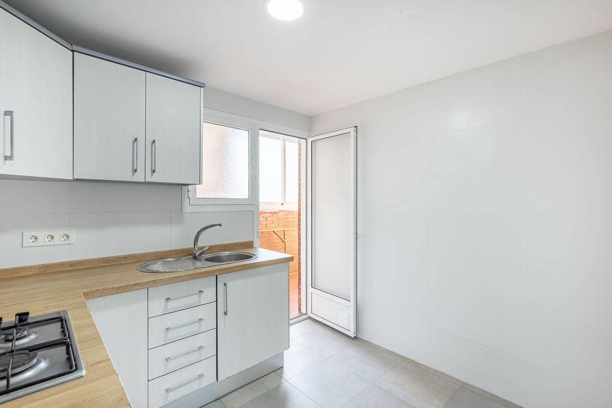 4 sypialnia Mieszkanie na sprzedaż w Miasto Grenada - 139 000 € (Ref: 9311111)