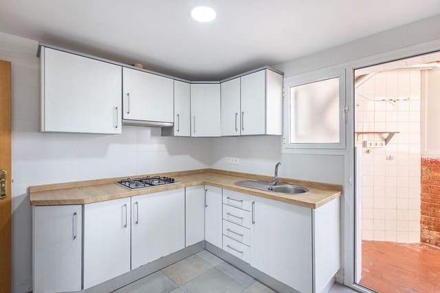 4 sypialnia Mieszkanie na sprzedaż w Miasto Grenada - 139 000 € (Ref: 9311111)