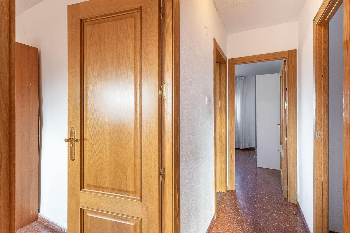 4 sypialnia Mieszkanie na sprzedaż w Miasto Grenada - 139 000 € (Ref: 9311111)